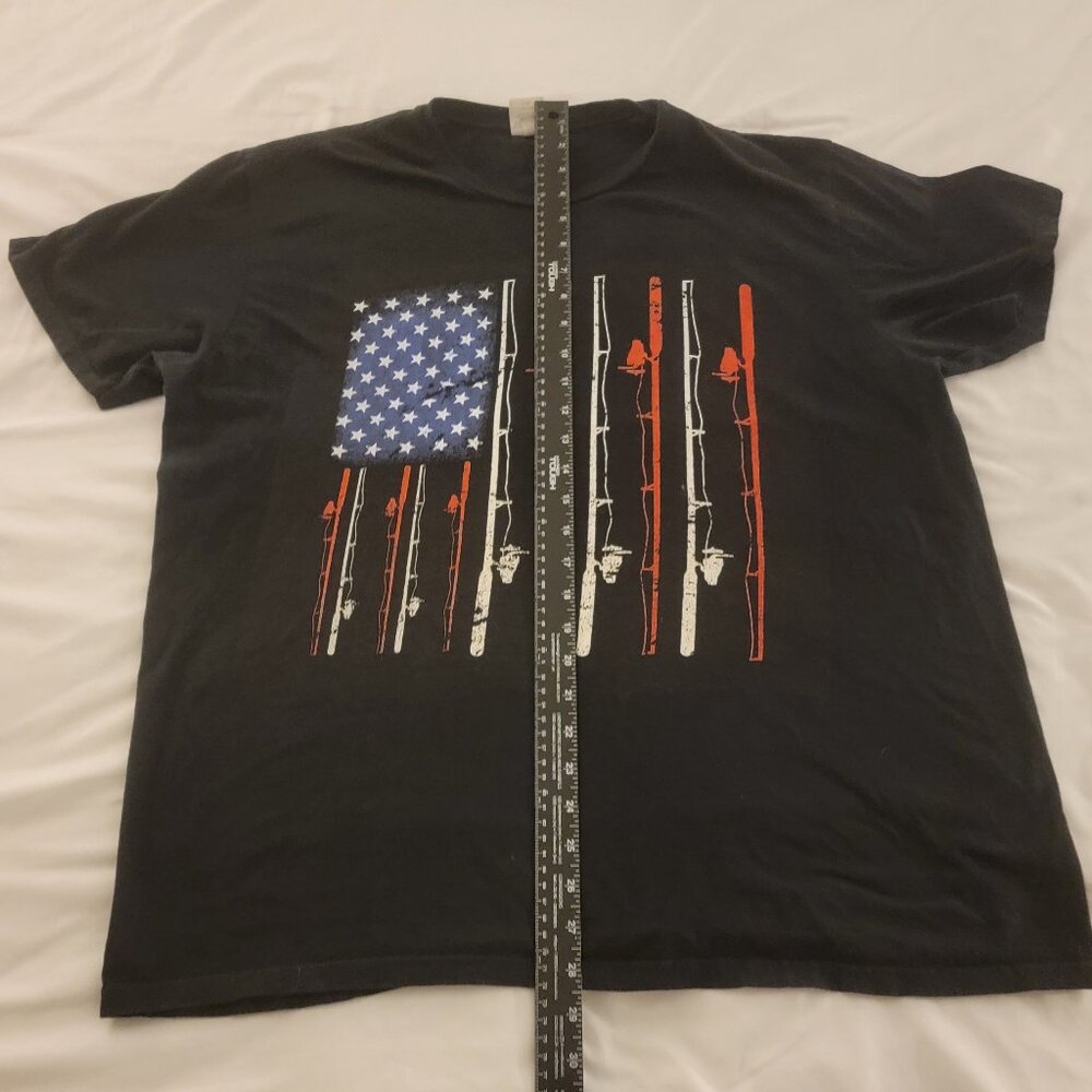 American Flag Fishing Rods Fisherman Fish Life Old School Dad Grandpa USA TShirt